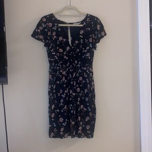 American Eagle Floral Cut out dress